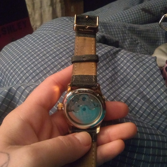 Watch - Picture 4 of 6